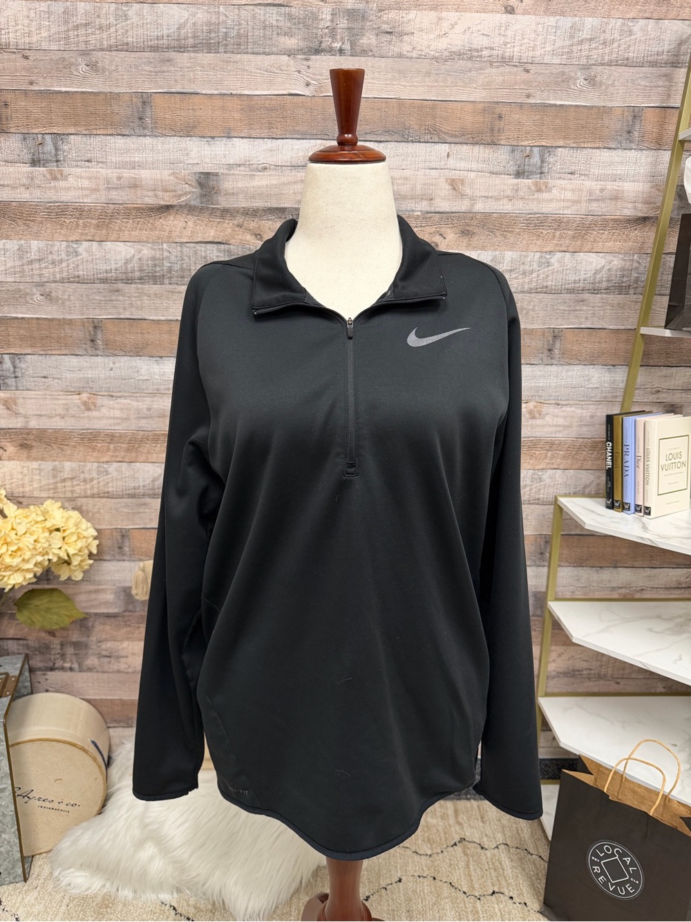 Nike Black 1/4 Zip Dri-Fit Pullover Large
